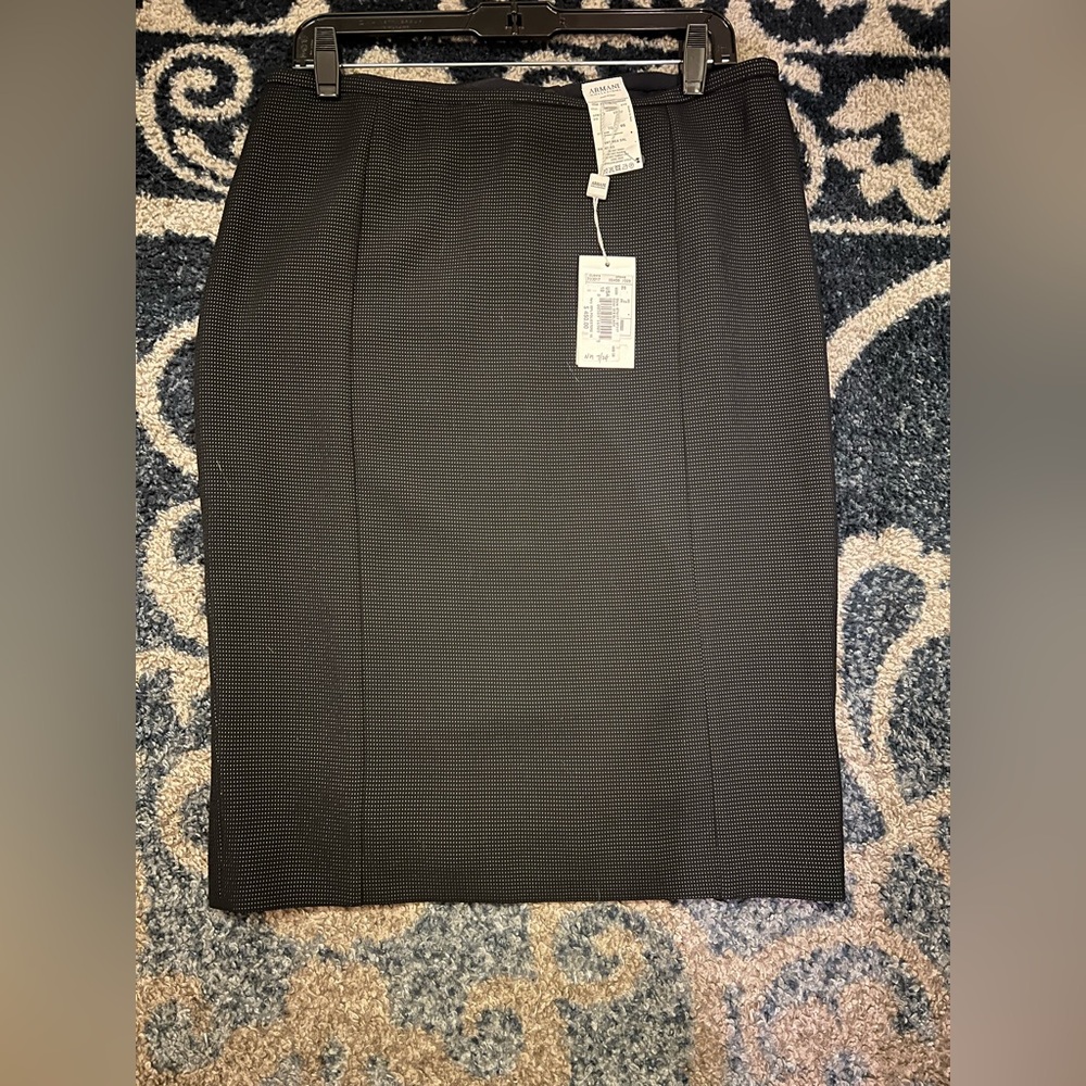 $450 Armani Collezioni Black Micro Dot Pencil Skirt 10